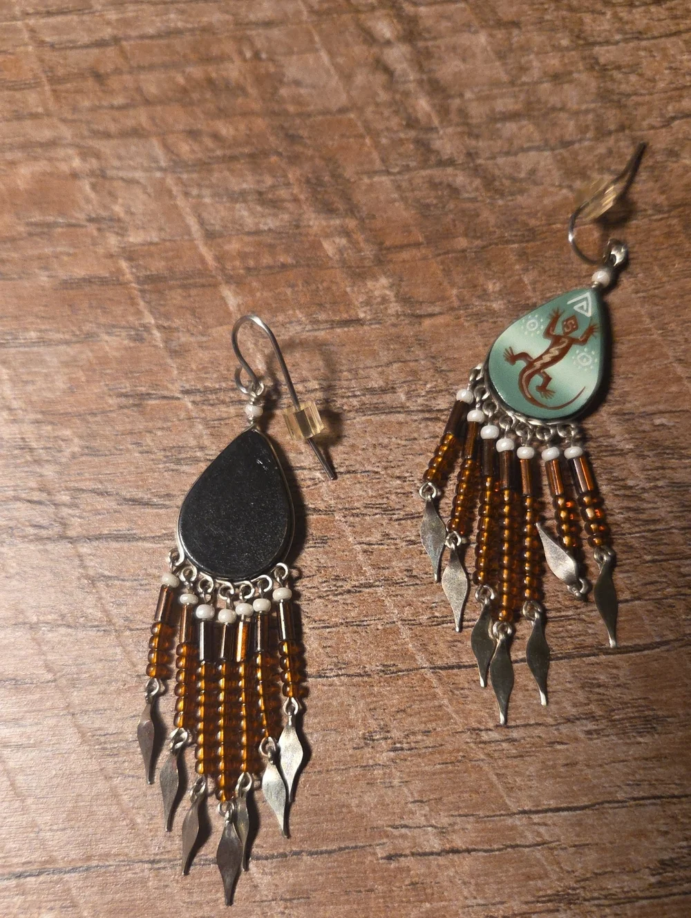 Beaded Earrings With Gecko